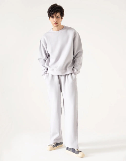 BASIC FLEECE SWEATSHIRT